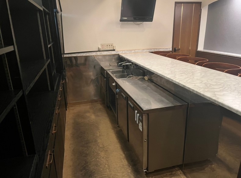 神戸市中央区加納町の店舗・居抜き店舗・バー・スナック1