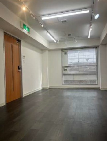 神戸市中央区旭通の