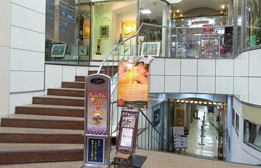 神戸市中央区元町通の