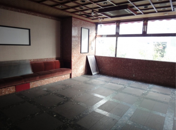 神戸市中央区中山手通の