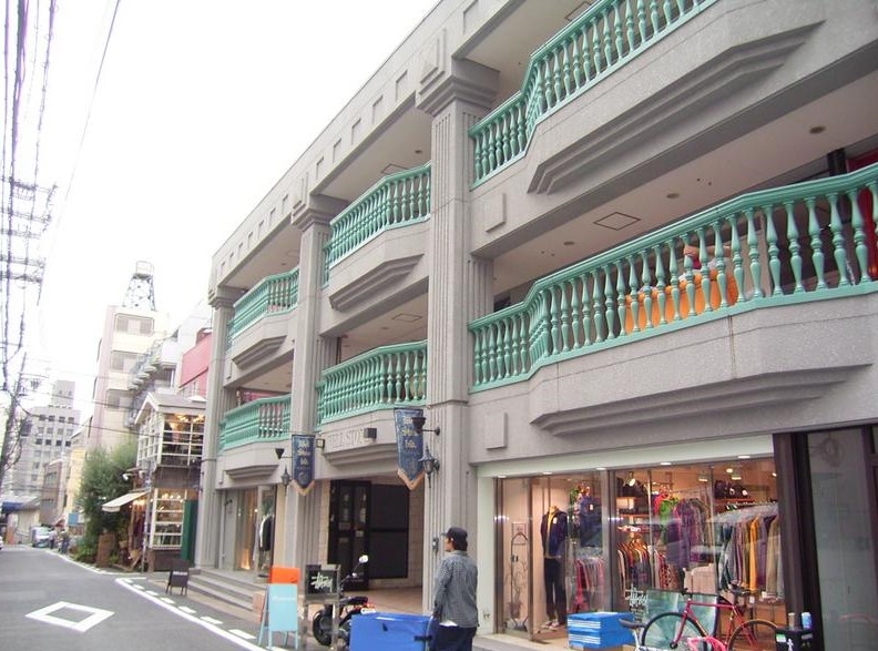 神戸市中央区下山手通の店舗・物販