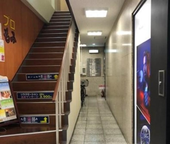 神戸市中央区元町通の