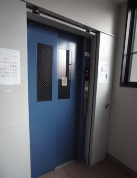 神戸市中央区元町通の店舗・美容・物販1