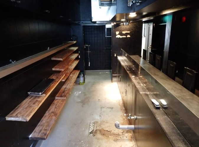 神戸市中央区中山手通の居抜き店舗・重飲食3
