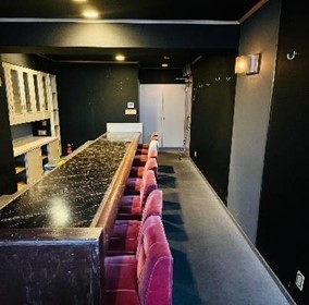 神戸市中央区加納町の居抜き店舗・バー・スナック1