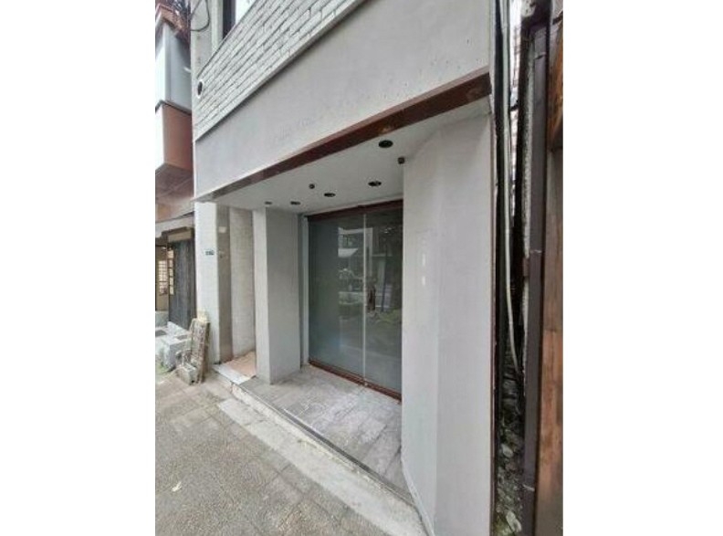 神戸市中央区中山手通の店舗6