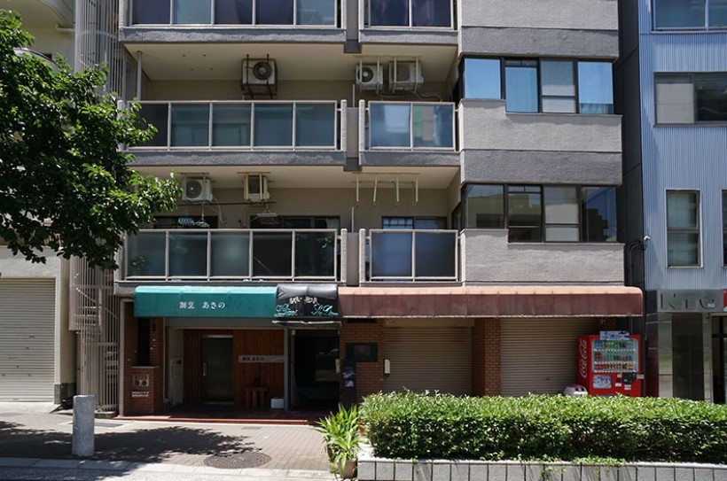 神戸市中央区中山手通の店舗・軽飲食5
