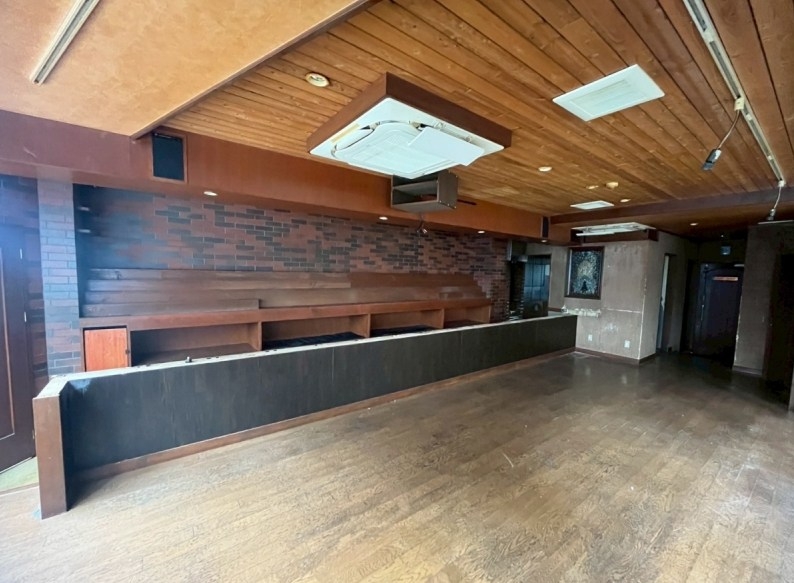 神戸市中央区中山手通の店舗2