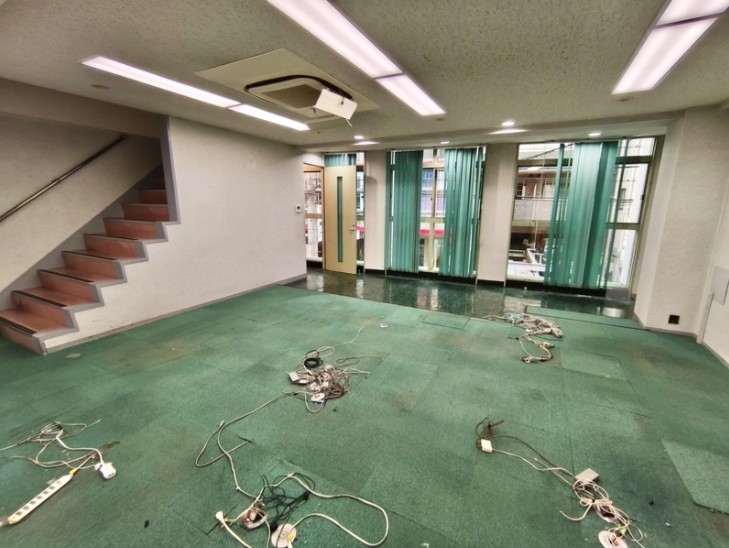 神戸市中央区元町通の店舗・美容・物販3