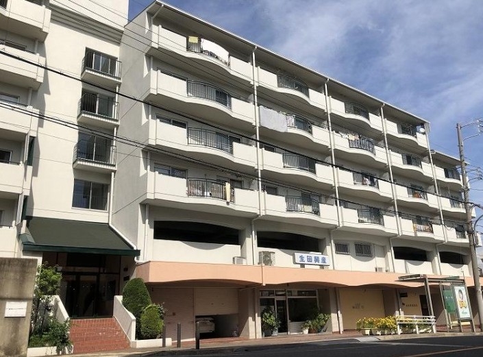 神戸市中央区山本通の
