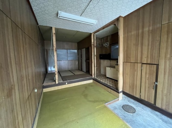 神戸市中央区日暮通の店舗1