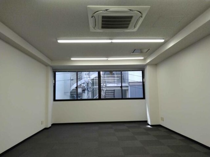 神戸市中央区琴ノ緒町の店舗2