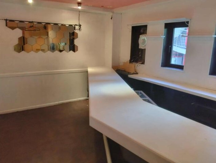 神戸市中央区下山手通のリース店舗・居抜き店舗・バー・スナック3