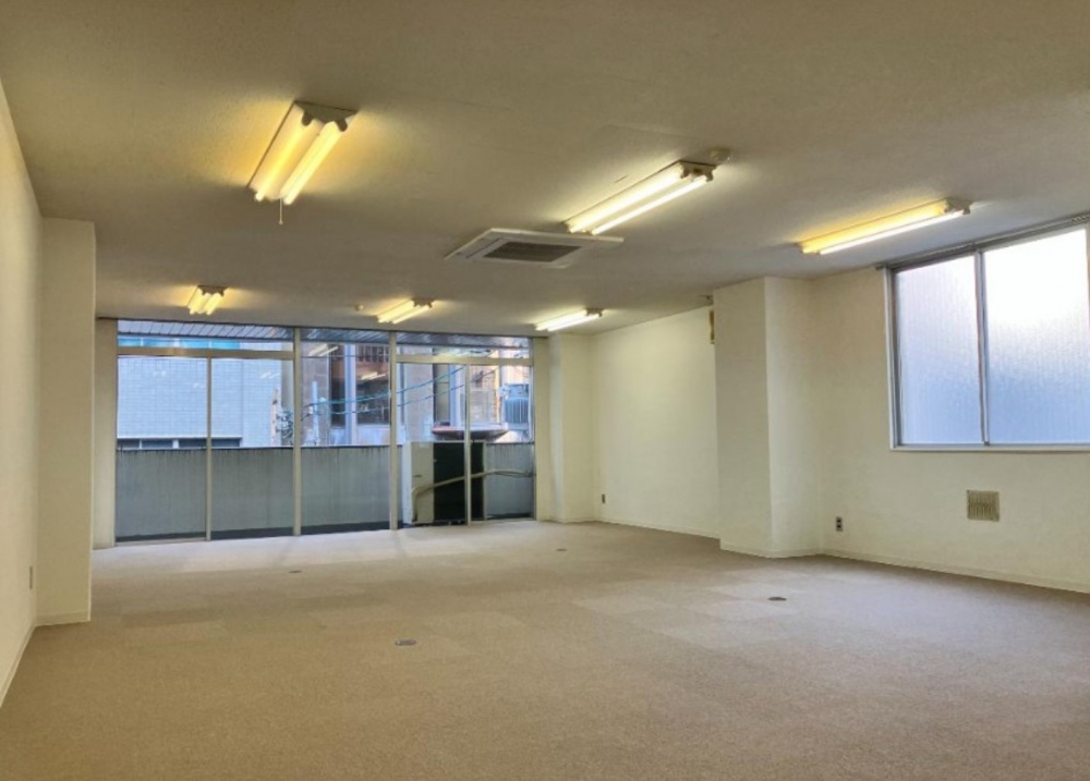 神戸市中央区下山手通の