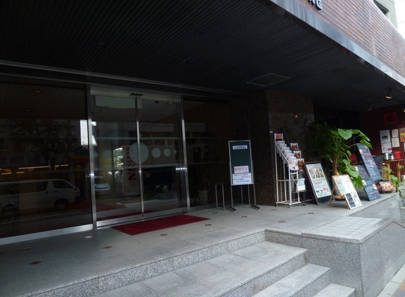 神戸市中央区磯辺通の店舗1