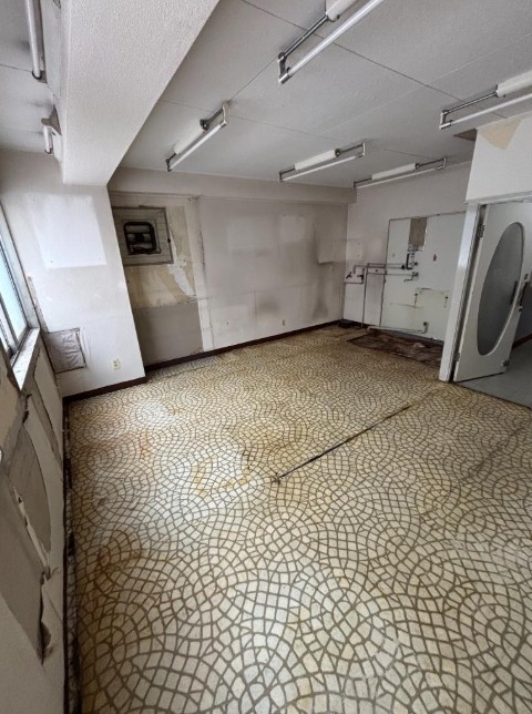 神戸市中央区元町通の店舗1