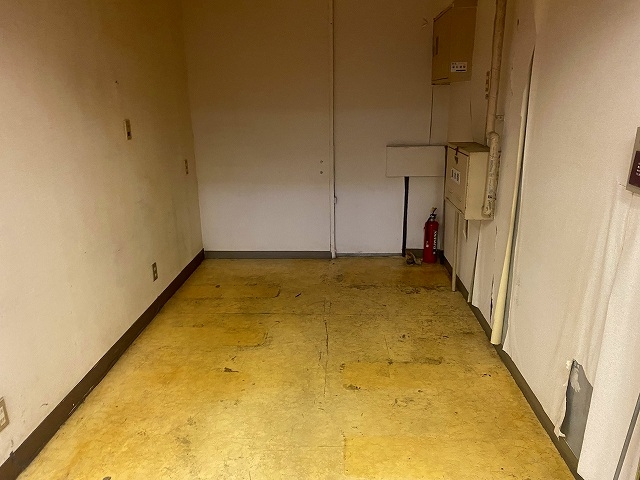 神戸市中央区三宮町の店舗・医院・美容・物販・軽飲食3