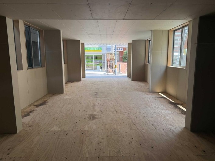 神戸市中央区中山手通の店舗2