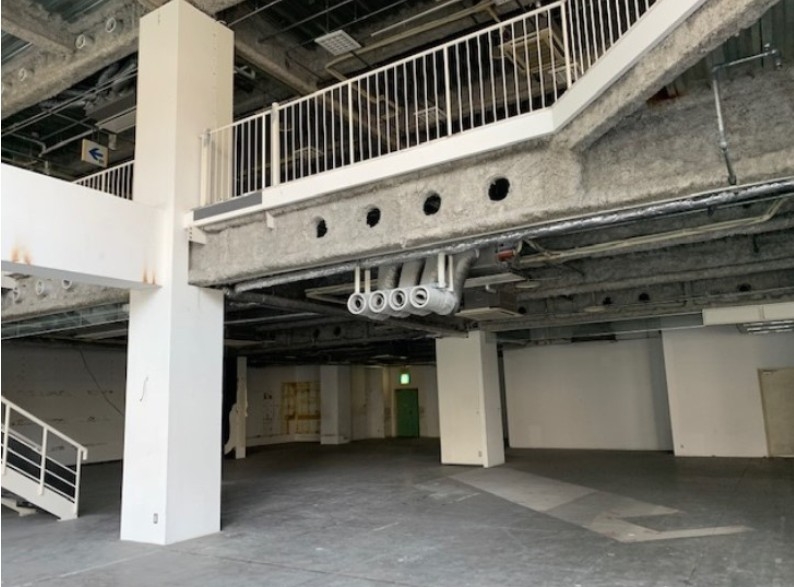 神戸市中央区磯上通の店舗2