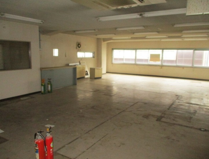 神戸市中央区磯上通の店舗・物販・重飲食3