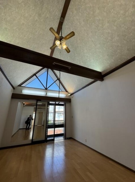 神戸市中央区山本通の店舗1