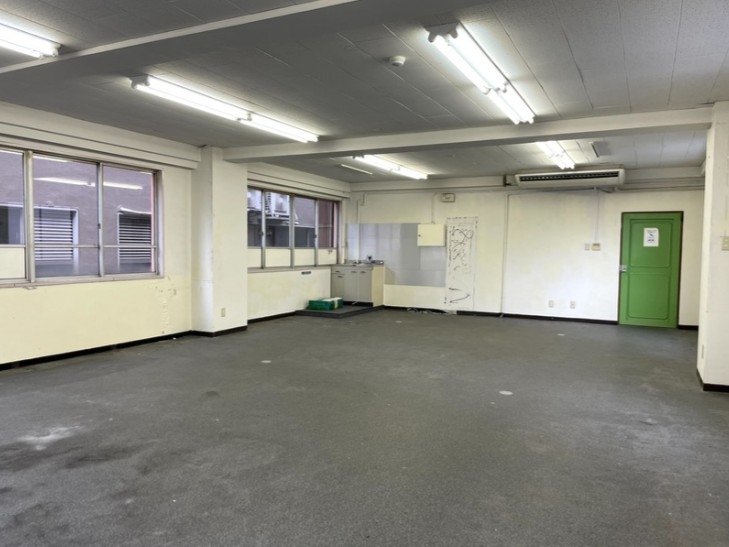 神戸市中央区元町通の店舗4