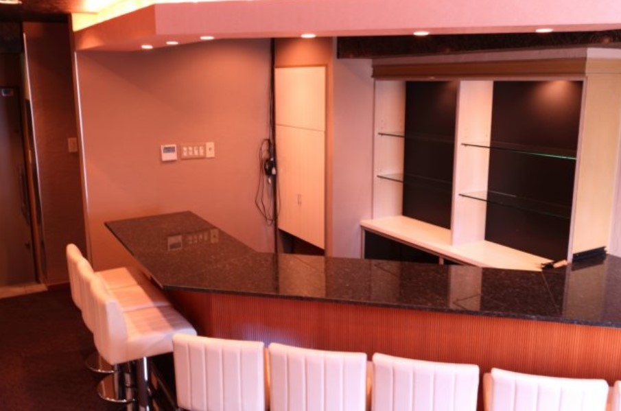 神戸市中央区中山手通の