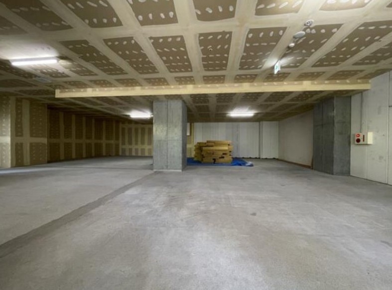 神戸市中央区加納町の店舗3