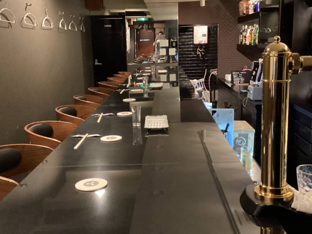 神戸市中央区中山手通の店舗・バー・スナック1