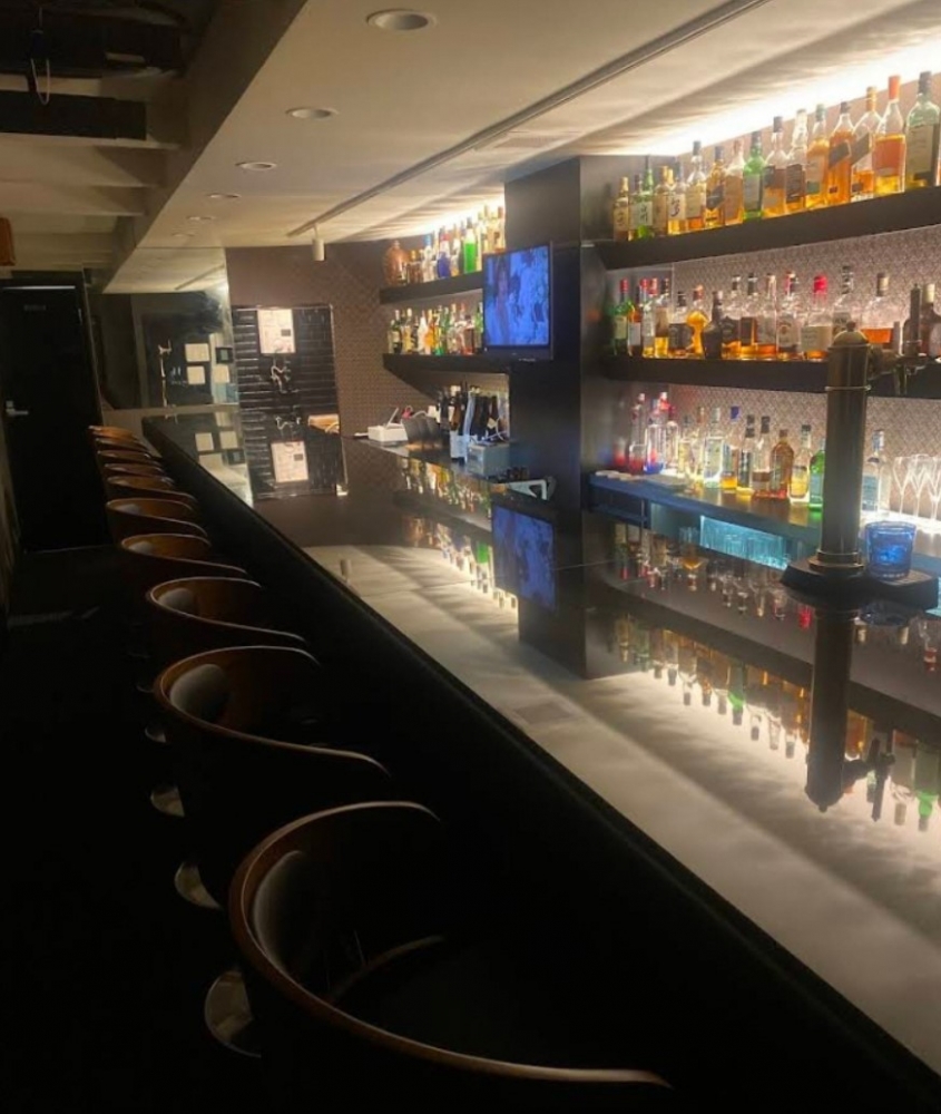 神戸市中央区中山手通の店舗・バー・スナック2