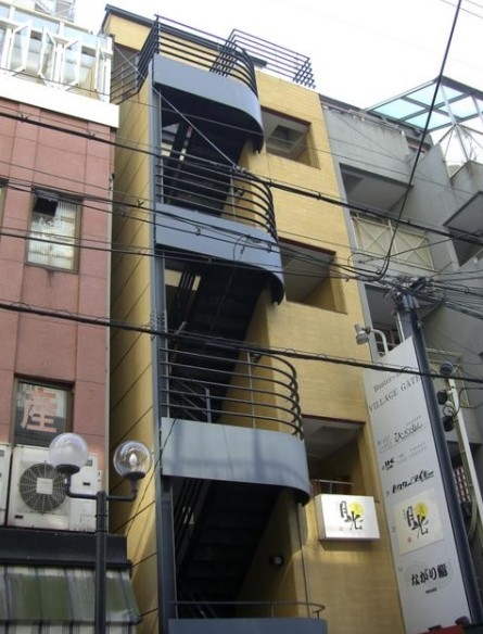 神戸市中央区中山手通の