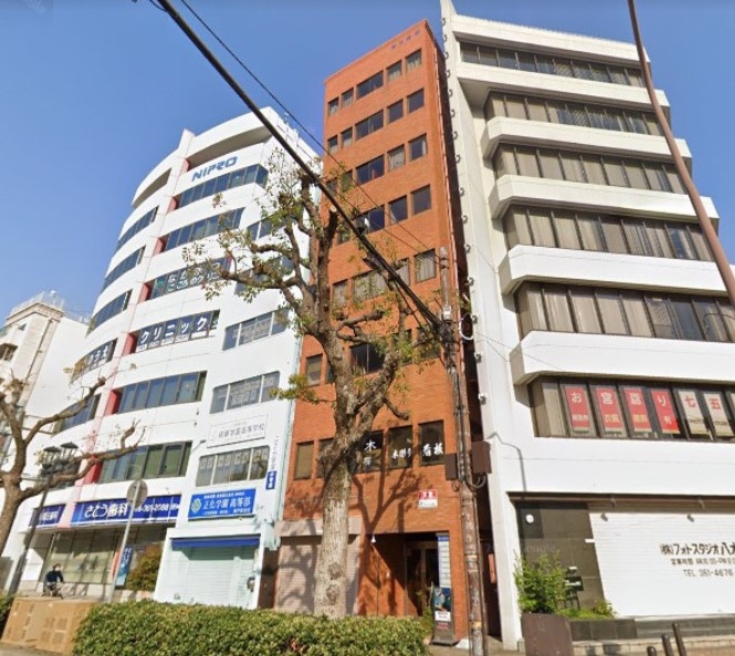 神戸市中央区多聞通の